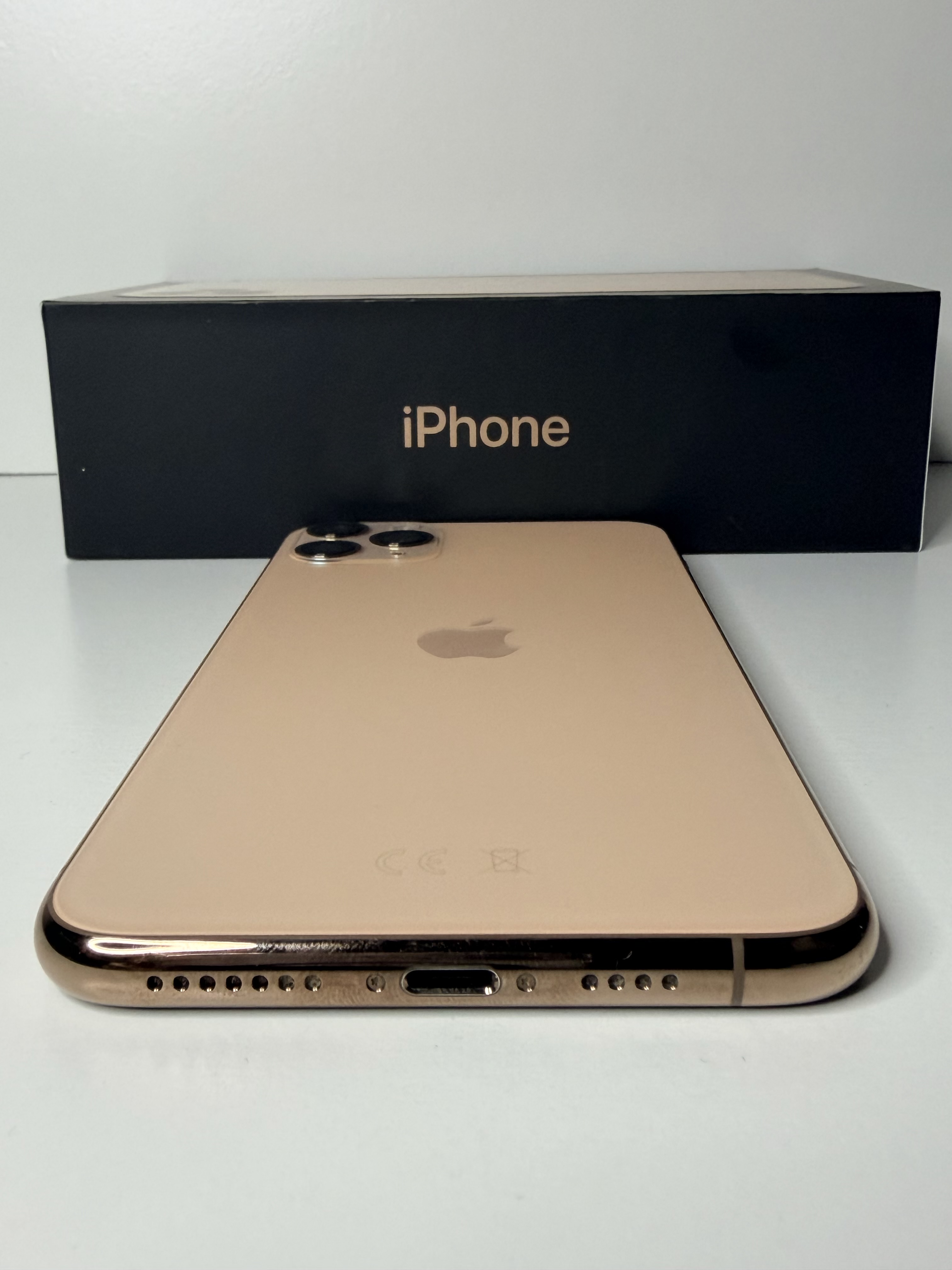 iPhone 11 Pro Max view 2