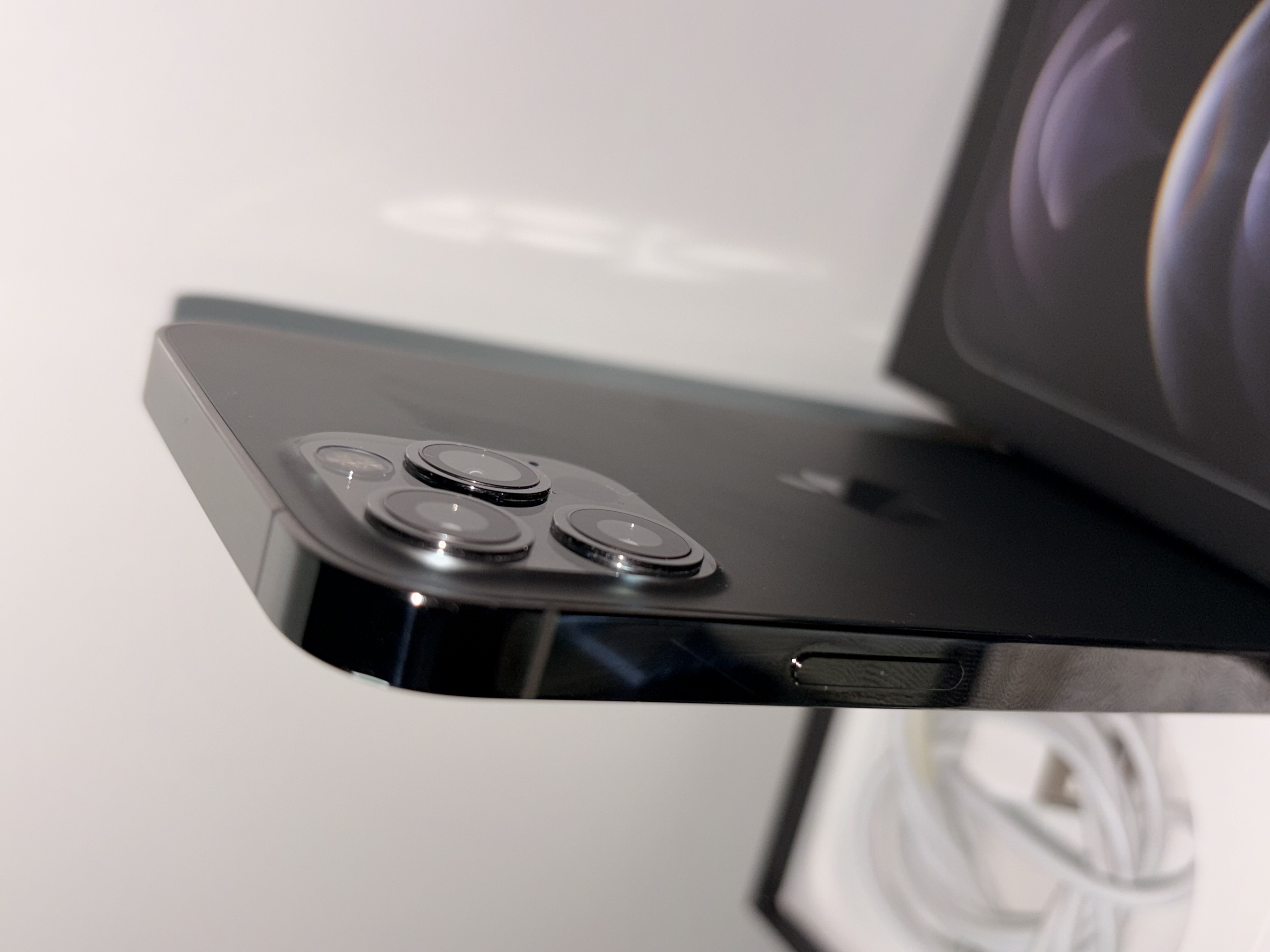 iPhone 12 Pro view 3