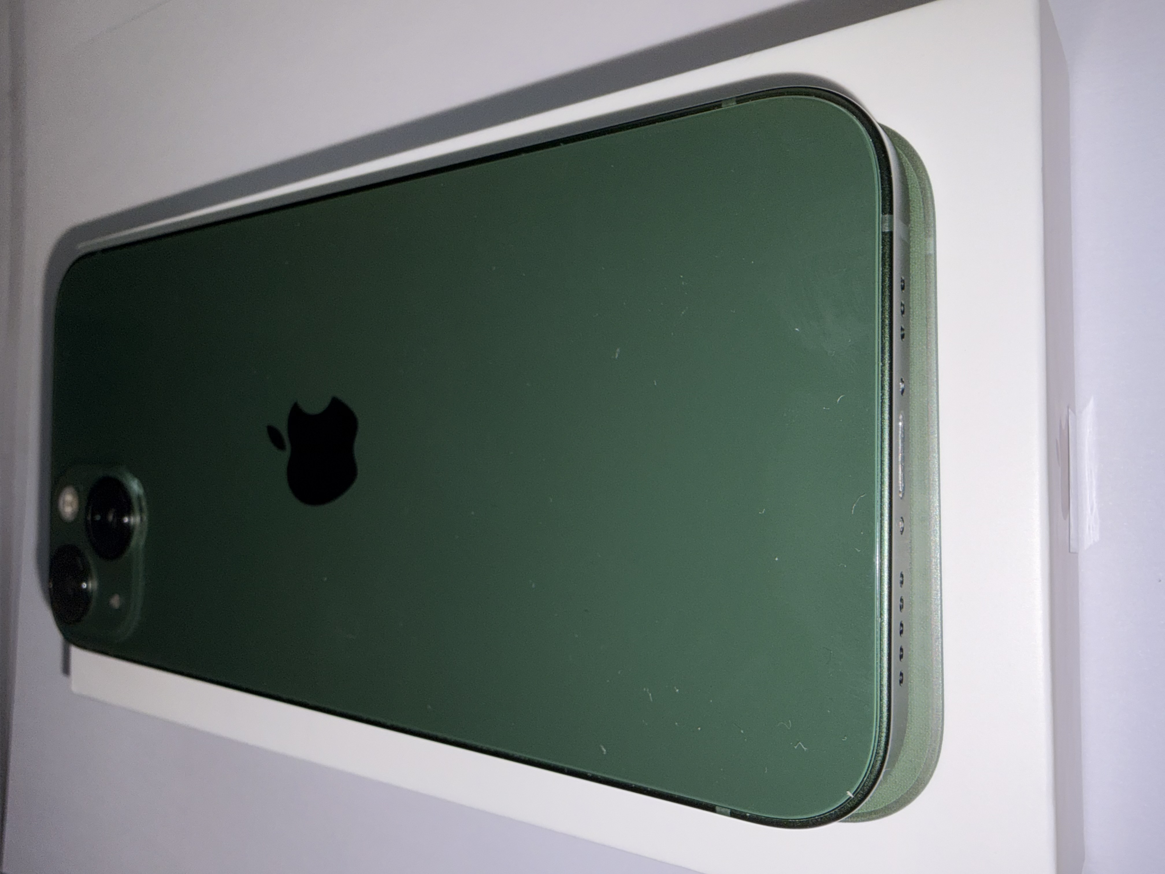 iPhone 13 Green (128GB) — Used (Excellent) — Battery 86% view 1