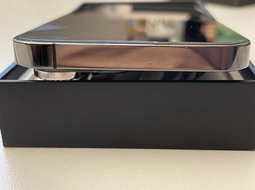 iPhone 13 Pro (512GB) — Gray — Used — Battery 86% — Germany sourced view 4