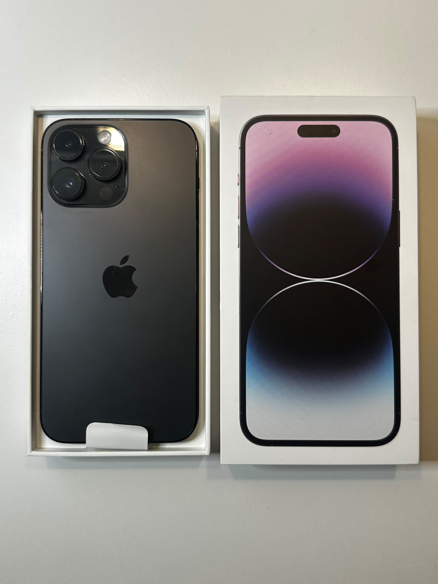 iPhone 14 Pro Max (128GB) — Premium finish — Ready to use