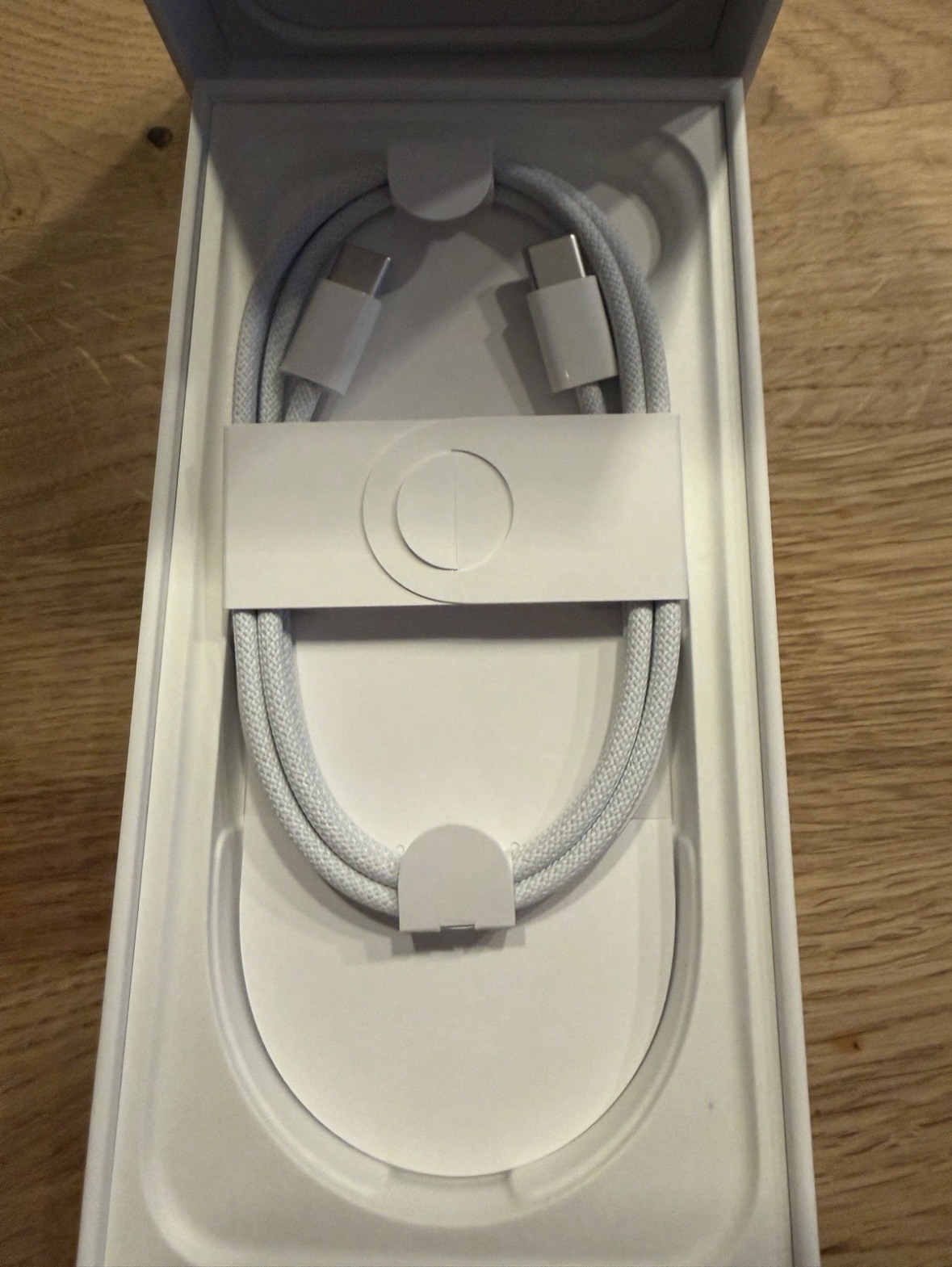 iPhone 17 Air (256GB) - Black - New - 0 battery cycles view 4