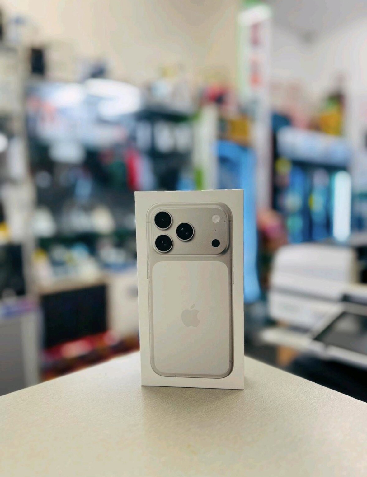 iPhone 17 Pro Max (512GB) — Silver — Brand new and sealed — Germany sourced