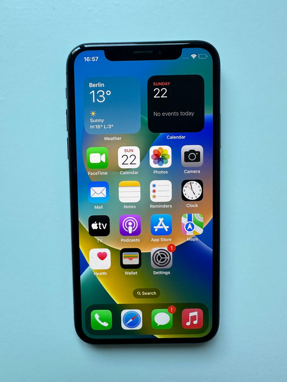 iPhone X (256GB) — Gray — Used (Very clean) — Battery 90%